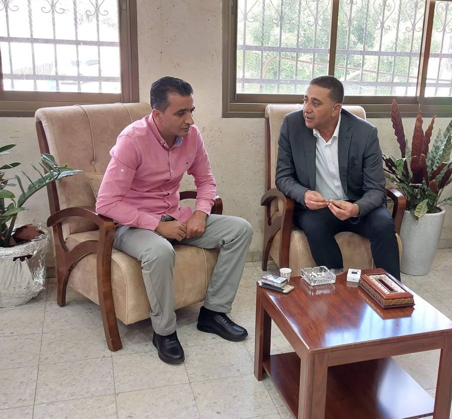 استقبل الأخ حسام دراغمة رئيس بلدية طوباس في مكتبه العقيد بكر البزور / مدير الاستخبارات العسكرية في محافظة طوباس والاغوار الشمالية